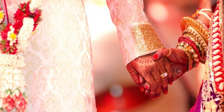 7 चीजें जो शादी के बाद घर की याद दिलाती हैं